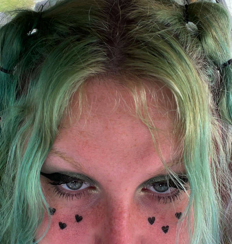 quinn_ OnlyFans Leak Pornografie