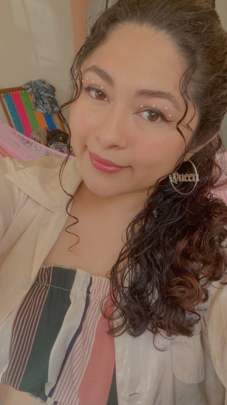 Miau Miau_ OnlyFans-Bild