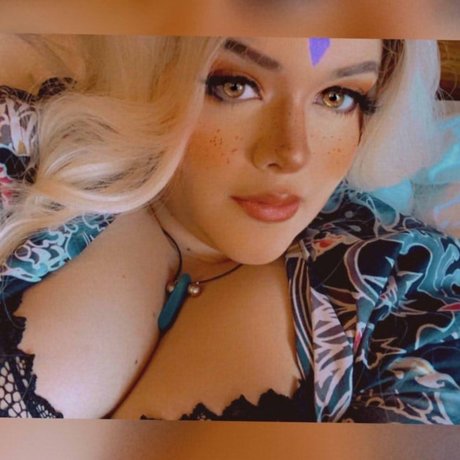 Marinrin Cosplay Nacktbilder von OnlyFans