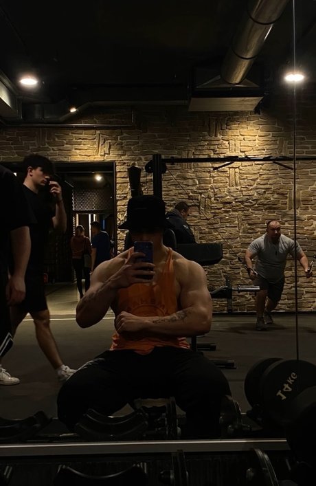 Marco ModelXl OnlyFans-Leaks