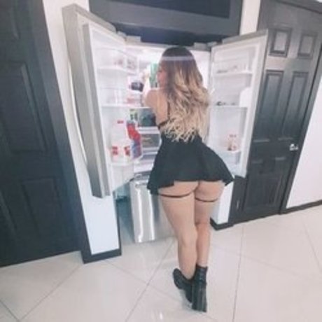 Marcela_ OnlyFans-Komplettinhalte