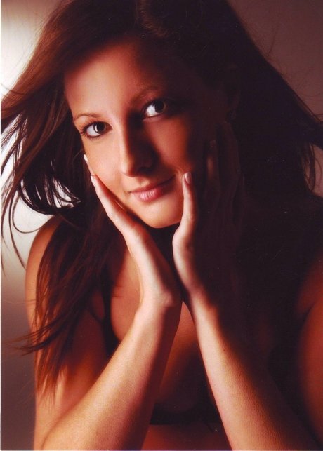 Mandolina Nacktbilder von OnlyFans