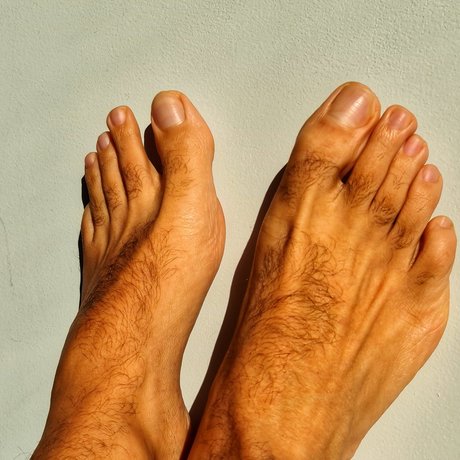 MaleFeetPleasure OnlyFans Model Bilder