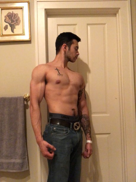 Magicmikey OnlyFans-Model