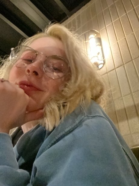 madis Nacktbilder von OnlyFans geleakt