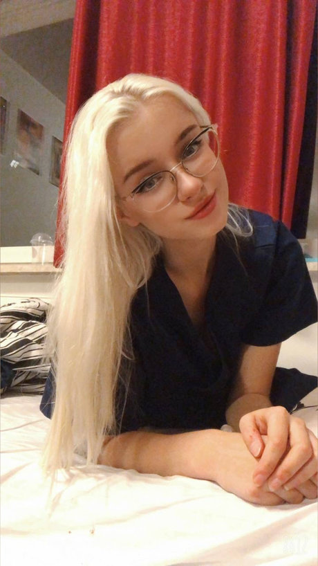 Maddison Dean_ OnlyFans Leak