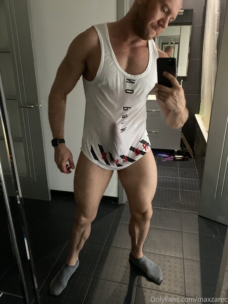 Max Zarec XXL Nacktbilder geleakt OnlyFans Aufgedeckt