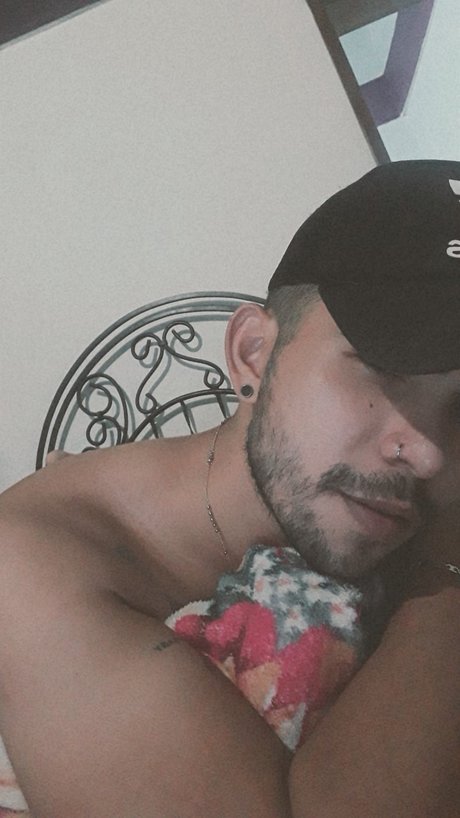 Maxximo R XXX OnlyFans