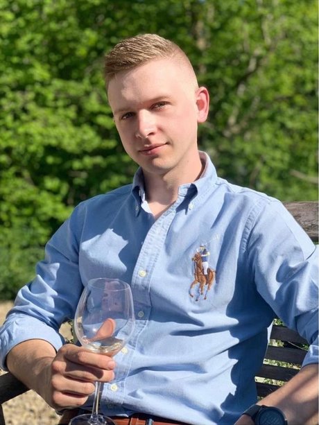 Matt em x_ Leak von OnlyFans Pornografie