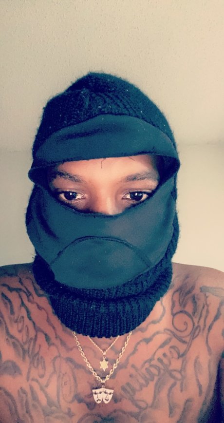 Masked_ OnlyFans geleakte Pornografie