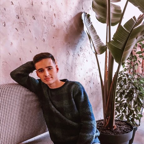 Miros Nacktbilder von OnlyFans geleakt