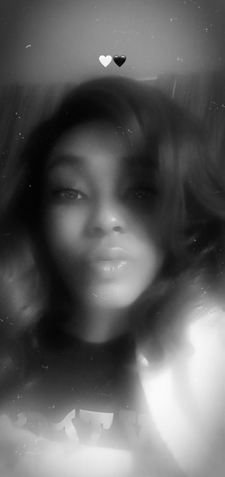 MionaDrip OnlyFans Nacktbilder