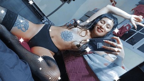 Mili Velez Leaks von Nacktbildern auf OnlyFans