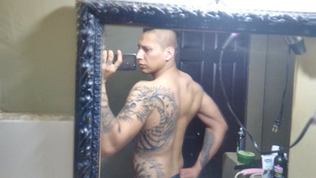 Miguell Croc_ OnlyFans Strip