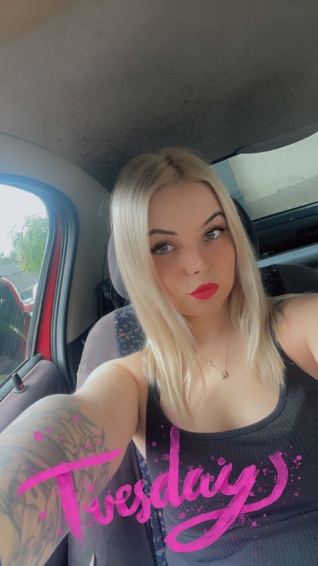 Mia Diamond Nackt auf OnlyFans