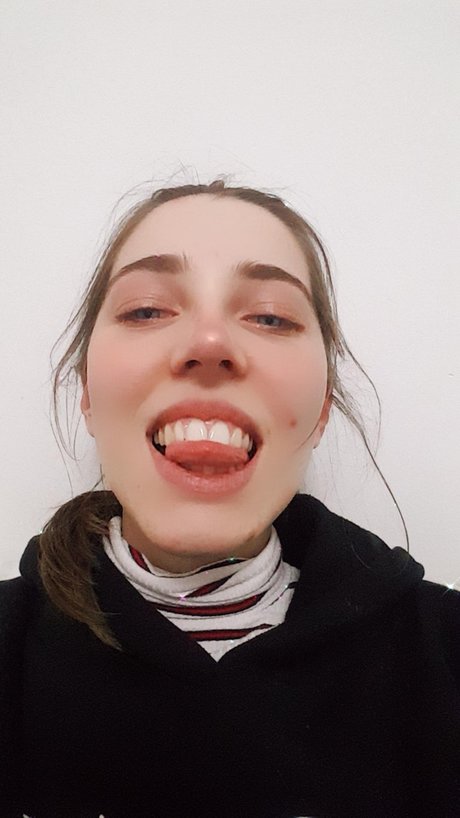 Miabelu Nackt auf OnlyFans