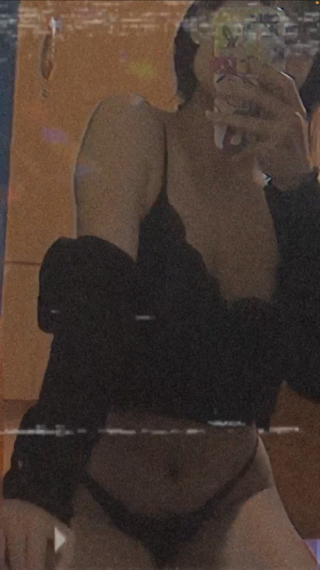 Mi ing Nacktbilder OnlyFans Leaks