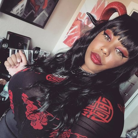 always be a little magical_ OnlyFans Leaks Nacktbilder