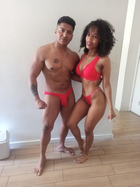 Morena y lobo Nackt OnlyFans Porn