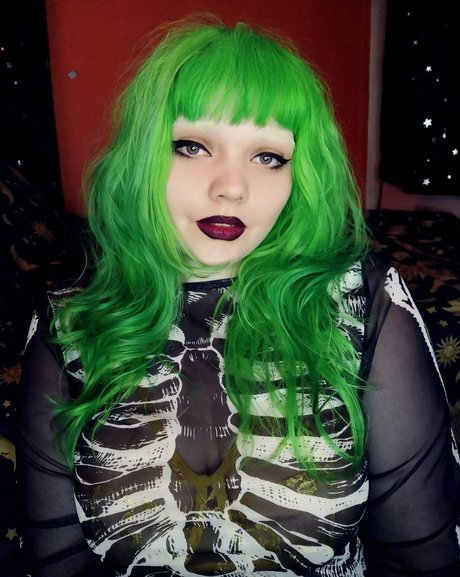 Moon Cherub OnlyFans Sextape