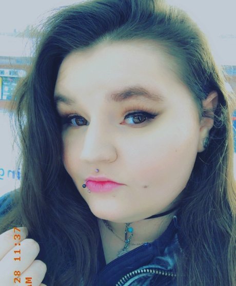 Sunny Carrier OnlyFans Arsch Leak