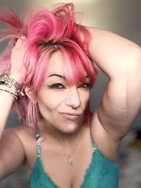 Mollie Sue Nacktbilder von OnlyFans geleakt