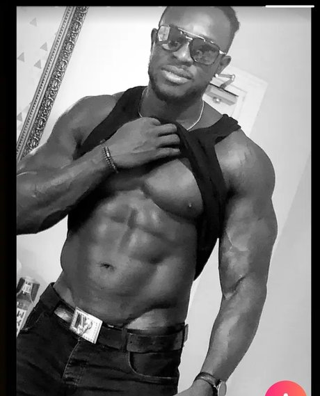 Mr ML Nacktbilder von OnlyFans geleakt