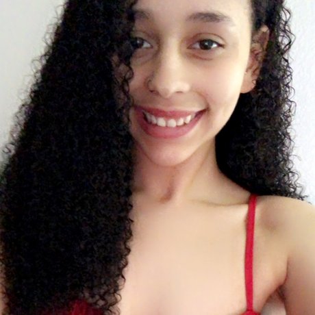 Miss Temptation_ NurlyFans-Brüste