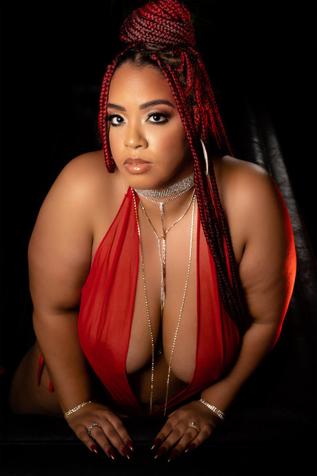 Miss Stella Only ...