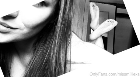Miss Millie XS Nacktbilder von OnlyFans geleakt