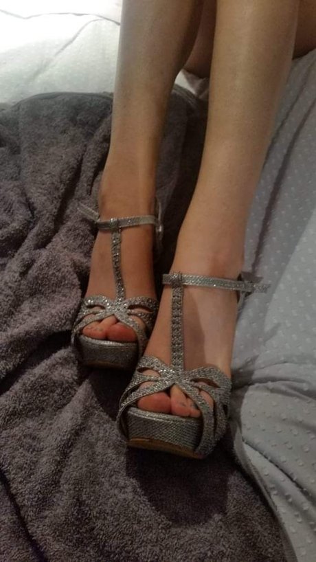 Miss Feet Dreams Nacktpornos auf OnlyFans