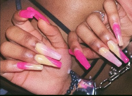 Miss Pinkiee Leaked OnlyFans Fotos