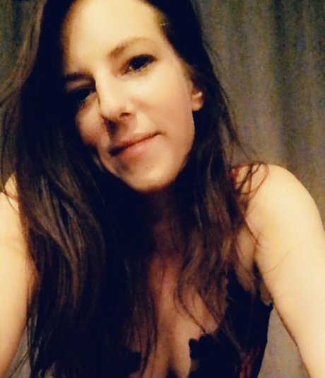 Nadia Sharov OnlyFans