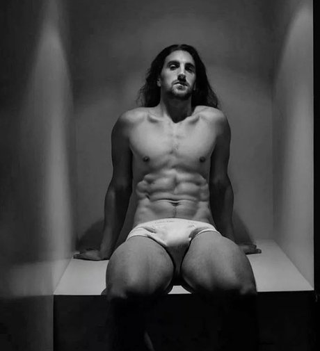 Nachioz OnlyFans geleakte Brüste