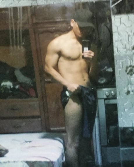 Mazzimo Montana Heiße OnlyFans Inhalte