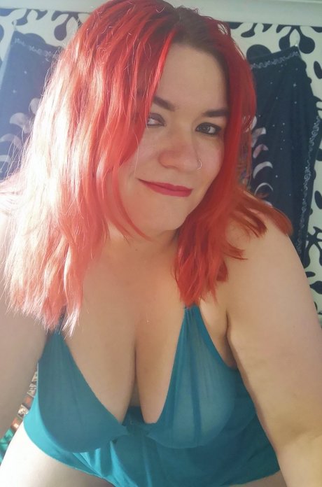 _Mystickal Fox_ Oben ohne OnlyFans