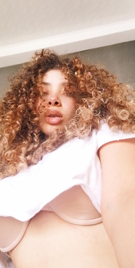 Brown Sugar Strip OnlyFans