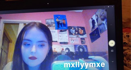 M x OnlyFans Nacktbilder