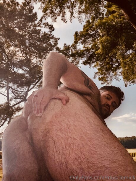 MuscleMick Nacktpornos von OnlyFans geleakt