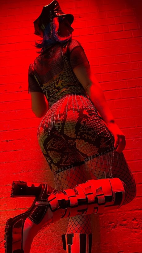 Nana Cruuz OnlyFans Nacktbilder