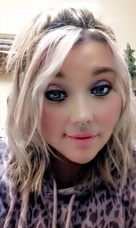 Ms Kitty Auf OnlyFans