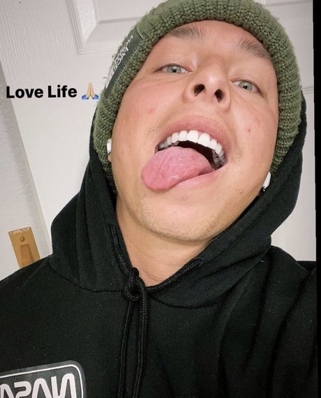 69Lover NurlyFans-Pornos