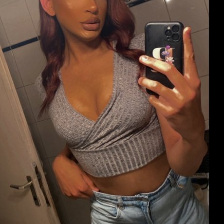 Mrs Montgomery Titten OnlyFans