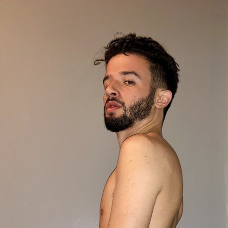 MAX Nacktbilder von OnlyFans geleakt