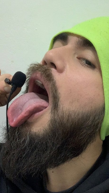 MRKOKO ASMR Sex auf OnlyFans