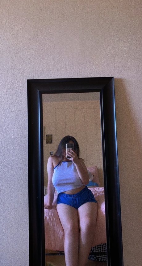 nee Nackt auf OnlyFans