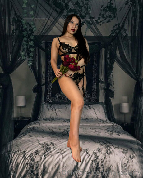 Naya_ Nacktbilder von OnlyFans