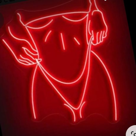 Whiskeygir1 OnlyFans Bilder