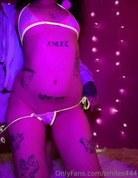 smiles444 OnlyFans Modelfoto