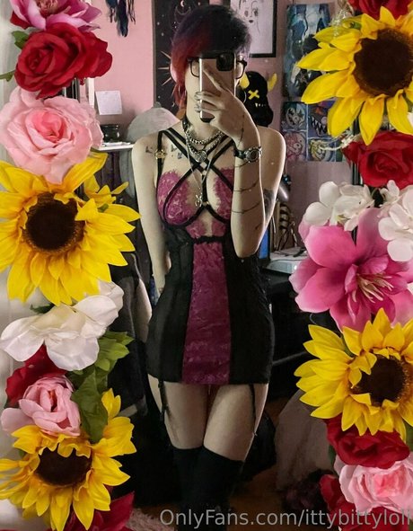 ittybittyloli Titten OnlyFans